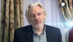 La justice suédoise tend la main à Julian Assange