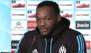 Foot - L1 : Mandanda juge la paire Lacazette-Fekir