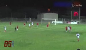 Football :  Fréjus/St-Raphaël - Le Poiré sur Vie (2-1)