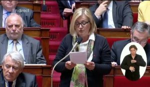 Pédophilie à l'école : vifs échanges entre Manuel Valls et des députées UMP à l'Assemblée