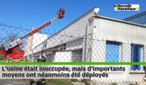 VIDEO. Violent incendie dans l'ancienne usine Spatz de Châteauroux