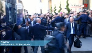 Effervescence et déception à Paris devant l'hôtel du FC Barcelone