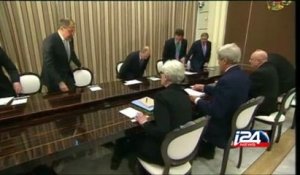 Vladimir Poutine reçoit John Kerry à Sotchi
