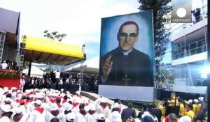 Un archevêque assassiné il y a 25 ans béatifié au Salvador