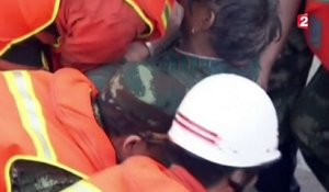 Chine : naufrage d'un bateau de croisière, 406 passagers à bord