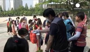 Coronavirus Mers : réouverture de milliers d'écoles, mais inquiétude persistante en Corée du Sud