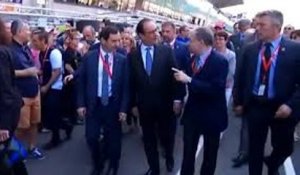 François Hollande hué par les spectateurs lors de son arrivée aux 24 Heures du Mans