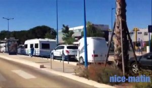 Des caravanes bloquent la zone  des Tourrades à Cannes-la-Bocca