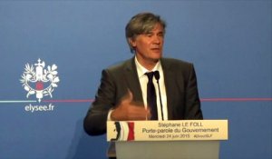 Les écoutes des présidents français sont "inacceptables", affirme Stéphane Le Foll