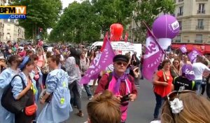 Paris: personnel de l’AP-HP et travailleurs sociaux manifestent devant le ministère de la Santé