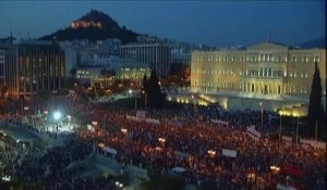 Grèce : entre 13 000 et 17 000 personnes réunis à Athènes à six jours du référendum