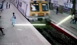 Un train vient heurter les quais du terminus