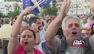 Grèce: un député exclu de la majorité parlementaire pour soutien du oui