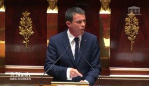 "La France refuse que la Grèce sorte de la zone euros", affirme Manuel Valls