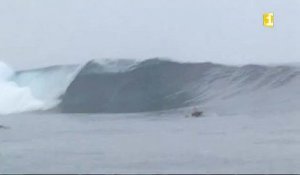 Teahupoo 14 08 2015 Waiting period Billabong pro Tahiti