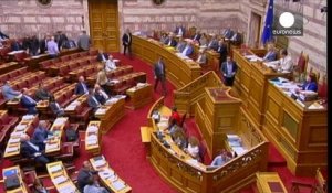 Athènes valide le second plan de réformes controversées