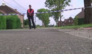 Un chauffeur de bus découvre un nouveau-né au bord d'une route à Saint-Trond