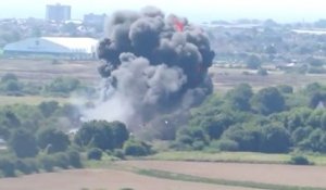 Une vidéo amateur montre le crash d’un avion de chasse lors d’un meeting aérien en Angleterre