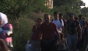 L'arrivée massive de migrants en Hongrie, à travers les télés