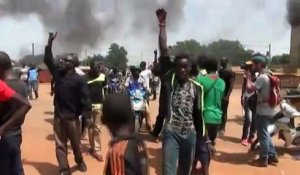 Coup d'Etat au Burkina Faso : des manifestants montrent des douilles et des blessures par balles