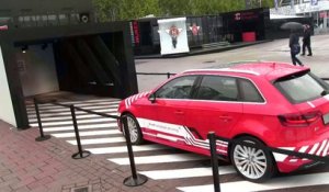 Audi : ce prototype se gare et se recharge tout seul
