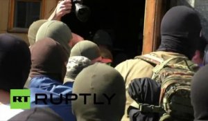 200 combattants de la Garde nationale ont attaqué l’hôtel de ville de Kharkov, à l’Est de l’Ukraine