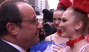 Comment des danseuses du Moulin rouge éclipsent le but de la visite de Hollande aux Etats-Unis