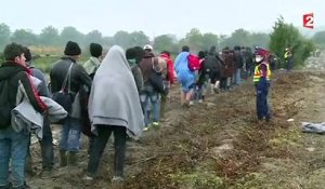 Migrants : la Hongrie ferme ses frontières avec la Croatie