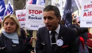 Air France : nouvelle manifestation des salariés pour défendre l'emploi