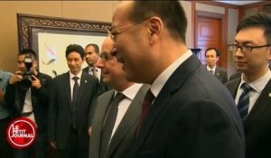 Hollande blague, en Chine, sur la liberté de la presse