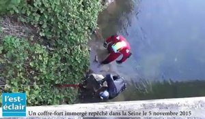 Un coffre-fort immergé repêché dans la Seine le 5 novembre 2015