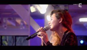 Émilie Simon, en Live avec "Chanson de Toile" - C à vous - 09/11/2015