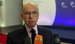 Comment Cazeneuve veut vider la "jungle" de Calais