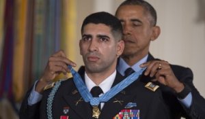 Obama remet la «Medal of Honor» au capitaine franco-américain Florent Groberg
