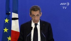 "La guerre doit être totale", selon Sarkozy
