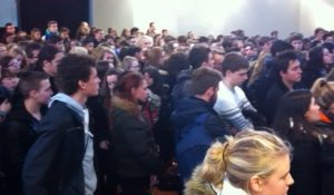 Recueillement au lycée Lebrun à Coutances après les attentats
