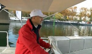 Sur la Seine, des bateaux écolos pavanent pour la COP21