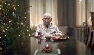 Seul pour Noël et désespéré, un papy trouve une horrible solution pour réunir sa famille ! Pub Edeka