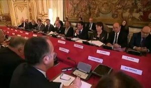 Etat d'urgence : Valls réunit des ministres, des députés et des sénateurs à Matignon