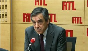 Pour François Fillon, l'opposition n'incarne pas "une alternance crédible"