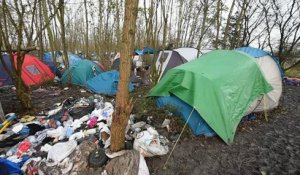 Migrants: le camp de Grande Synthe s'étend.