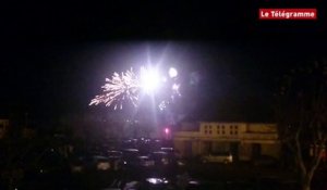 Guingamp. Environ 5.000 personnes au feu d'artifices de Noël