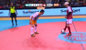 Futsal : incroyable duel entre Falcao et Séan Garnier