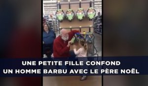 Une petite fille confond le client d'un supermarché avec le père Noël