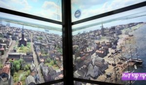 L'ascenseur du World trade center montre l'évolution de New York à travers les années de 1500 à nos jours
