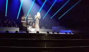Celine Dion chante Hello d'Adele pour le 31 décembre à Las Vegas