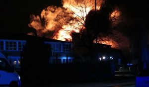 Arras : un violent incendie touche l'usine Soplaril