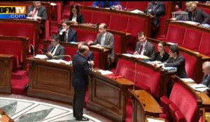 Quand Cazeneuve se moque de Sarkozy à l'Assemblée Nationale