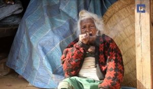 A 112 ans, elle fume encore 30 cigarettes par jour