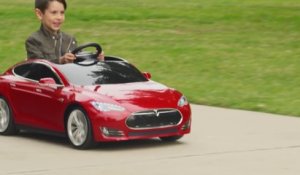 Tesla Model S pour enfant... riche
